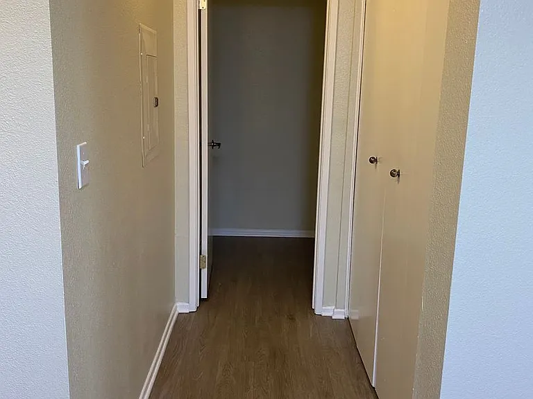 de Tolosa Ranch Apartments — Photo 46