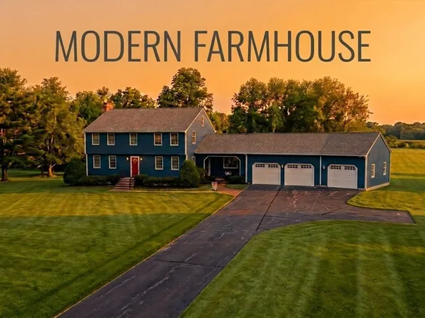 11 Lawndale Rd, Tyngsboro, MA 01879