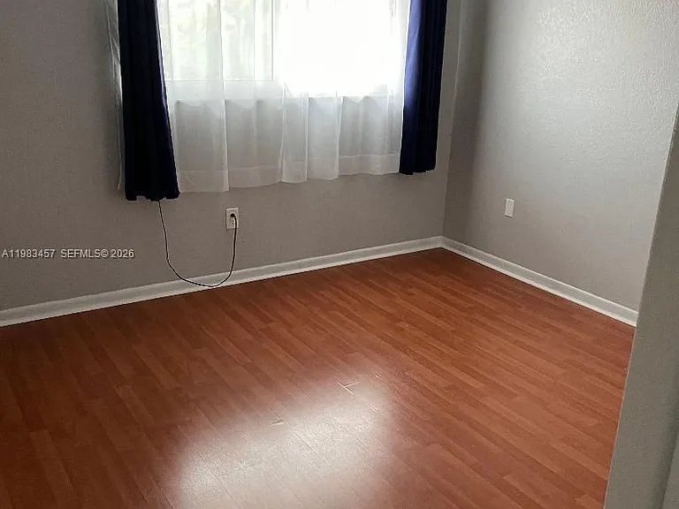 11712 SW 13th St — Photo 17
