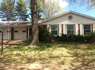 3827 Buckley Rd, Saint Louis, MO 63125