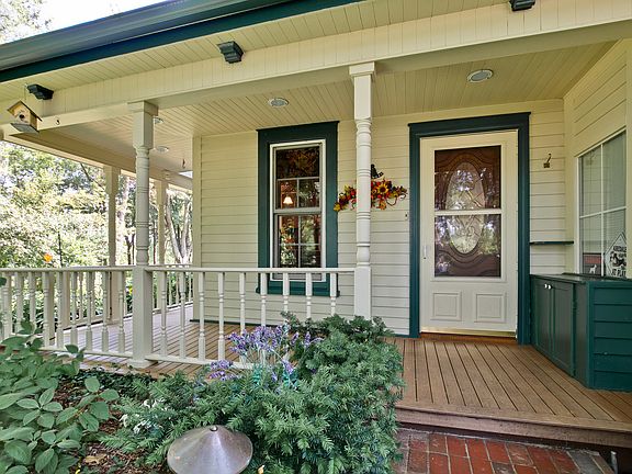 3rd image of 20245 W Indian Creek Rd