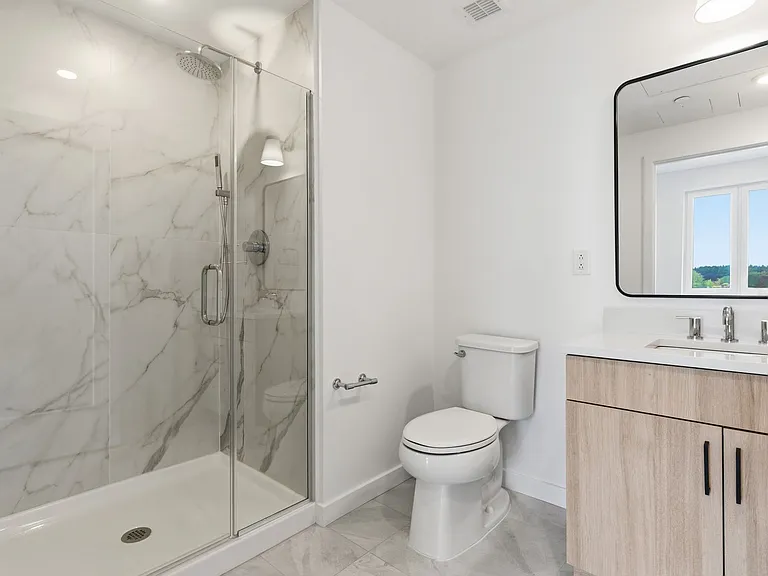 2454 Lafayette Rd #201 — Photo 20