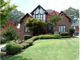 528 Durham Dr, Homewood, AL 35209