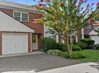 5 Rosewood Dr, Spring Lake, NJ 07762