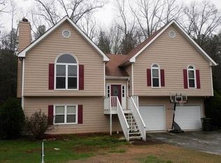 1240 Burning Bush Dr, Loganville, GA
