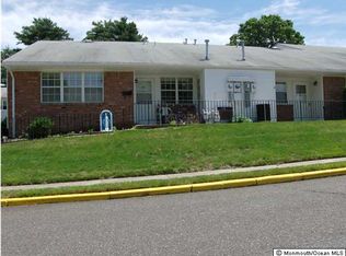 1 Galewood Dr, Matawan, NJ 07747