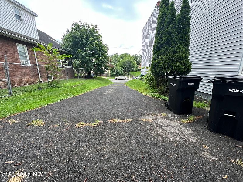 4th image of 2324 17th Street