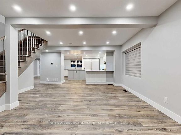 4th image of 5 Donnybrook Ln