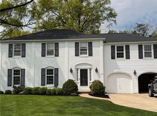 1320 Queen Annes Gate, Westlake, OH 44145