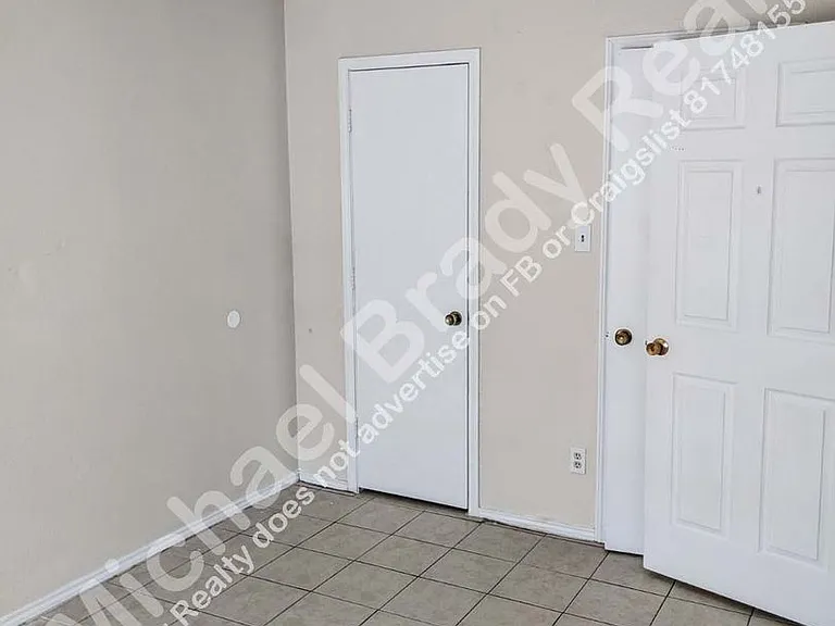 3262 Matthews Dr — Photo 16