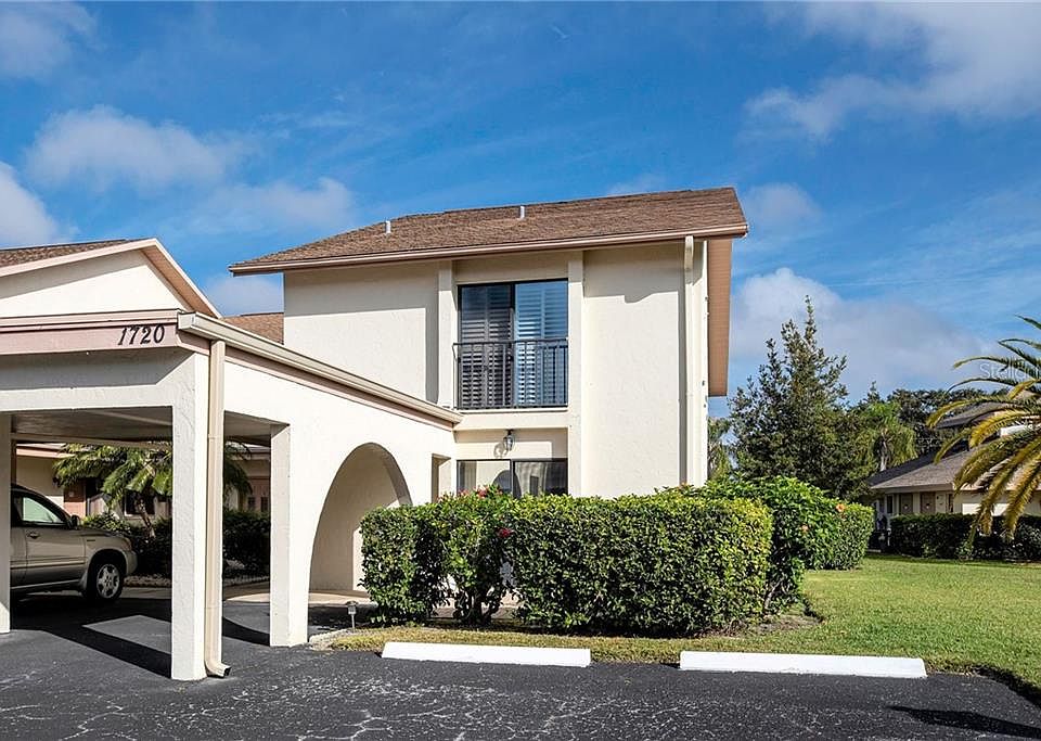 1st image of 1720 Lake Pl #1720-D