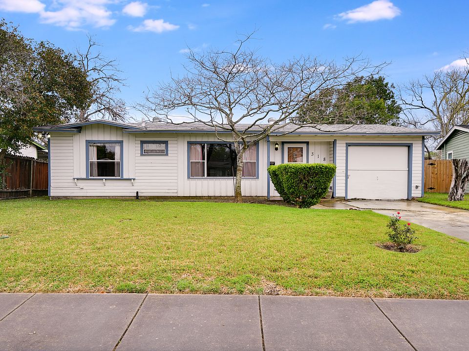 1st image of 318 Storeywood Dr