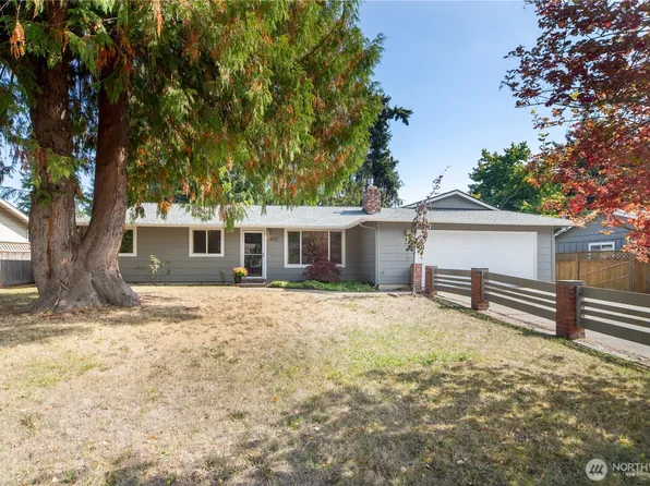 1022 Logan Street, Port Townsend, WA 98368