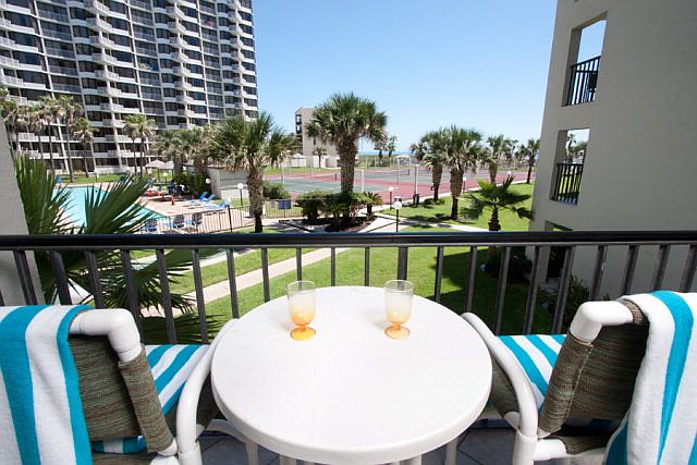 1st image of 406 Padre Blvd