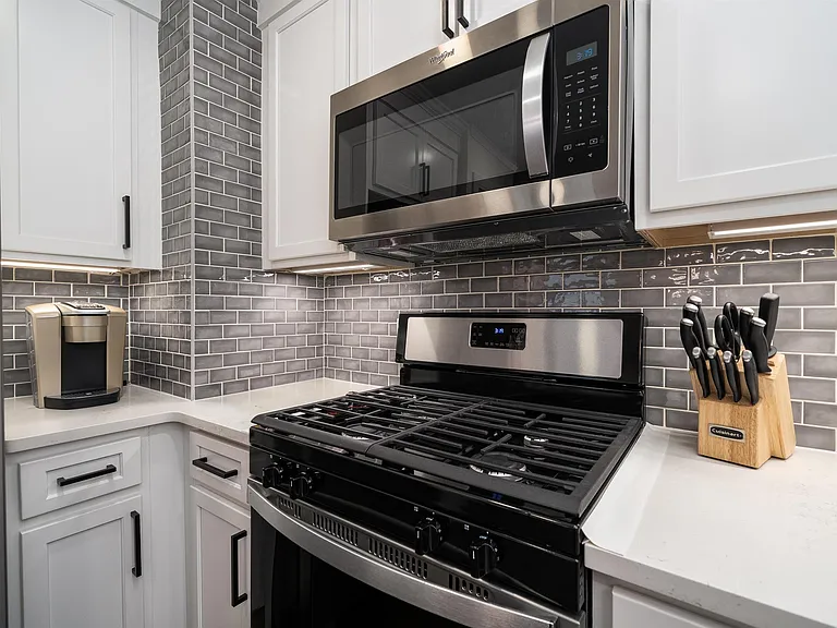 141 Park Ave #8-A — Photo 11
