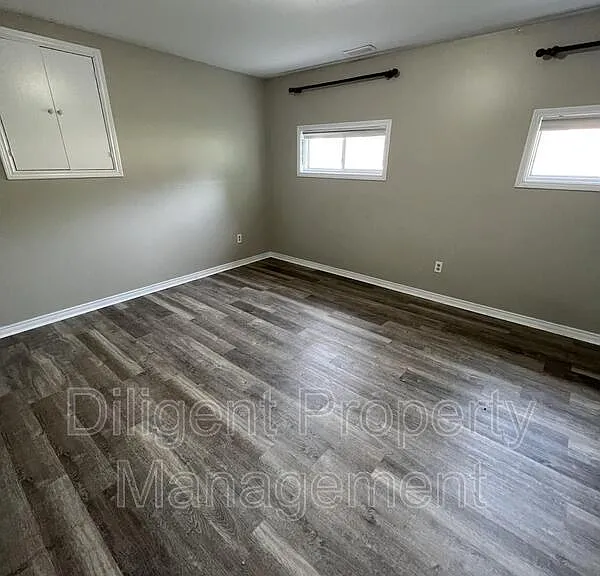 64 Lynch St #6 — Photo 1