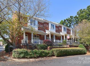 4860 S Hill View Dr, Charlotte, NC 28210