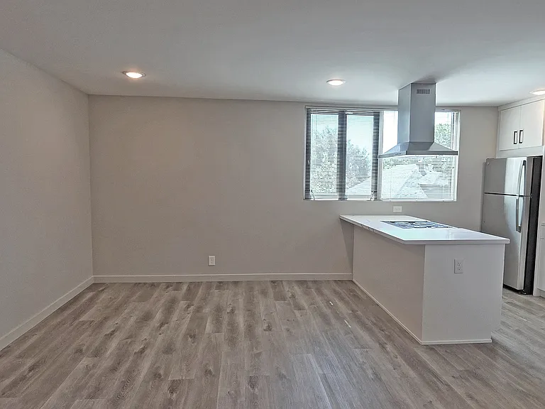 2716 N St #201 — Photo 8