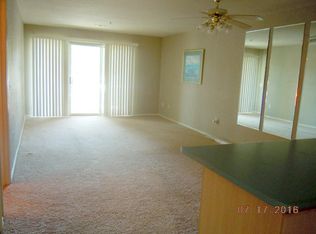 32 Golfshores Dr APT 10, Branson, MO 65616