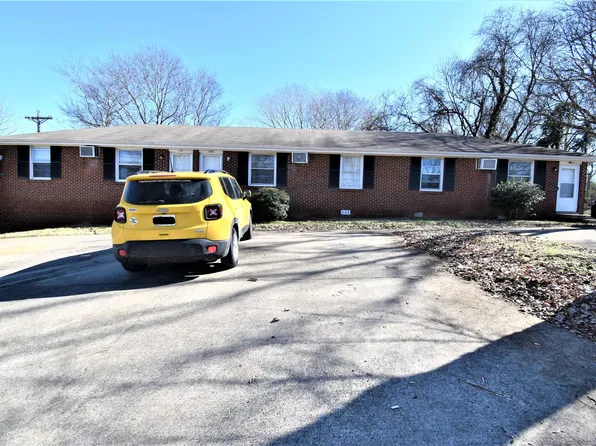 A Street-132, 132 A St APT A, Clarksville, TN 37042