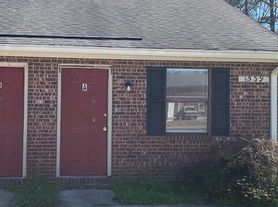 1539 Ashland Dr, Greenville, NC