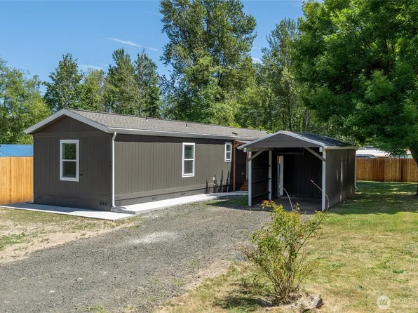 102 Sir Lancelot Way, Castle Rock, WA 98611