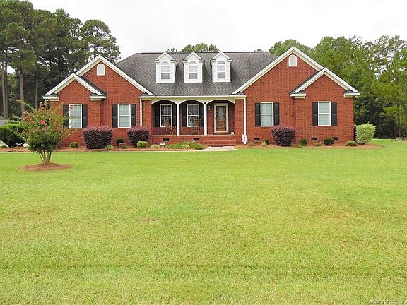 4th image of 71 Renee Cir