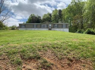 1011 Dandelion Way, Dandridge, TN 37725