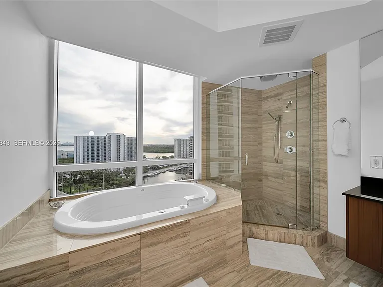16001 Collins Ave #1406 — Photo 17