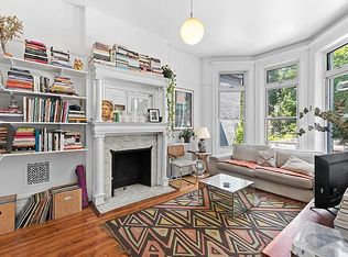 27 Hawthorne St #2, Brooklyn, NY 11225