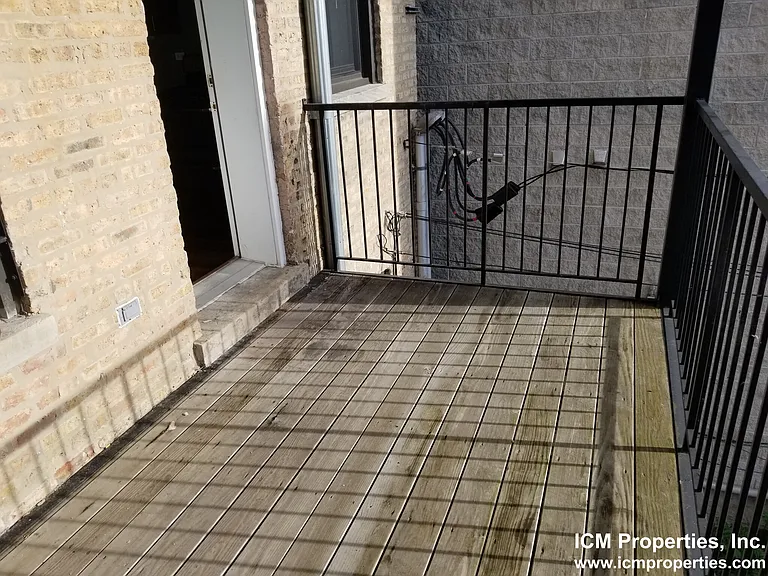 3723 N Wilton Ave #1 — Photo 5