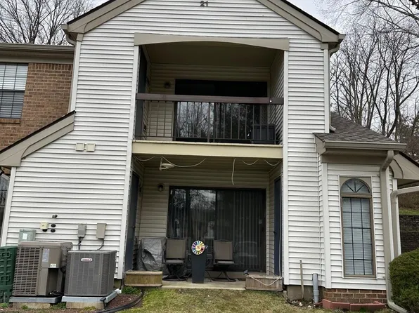 2115 Bayhead Dr, Parlin, NJ 08859