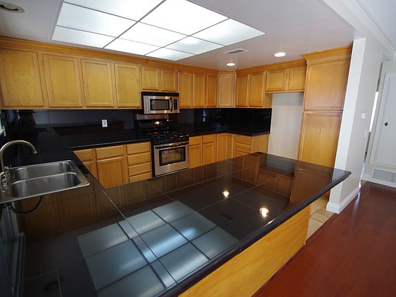 5th image of 4007 N Verde Vista Dr