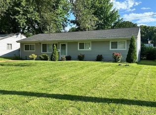 9711 Corregidor Dr, Saint Louis, MO 63134