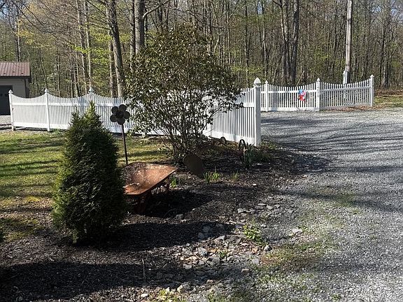 5th image of 14678 Natalie Ln