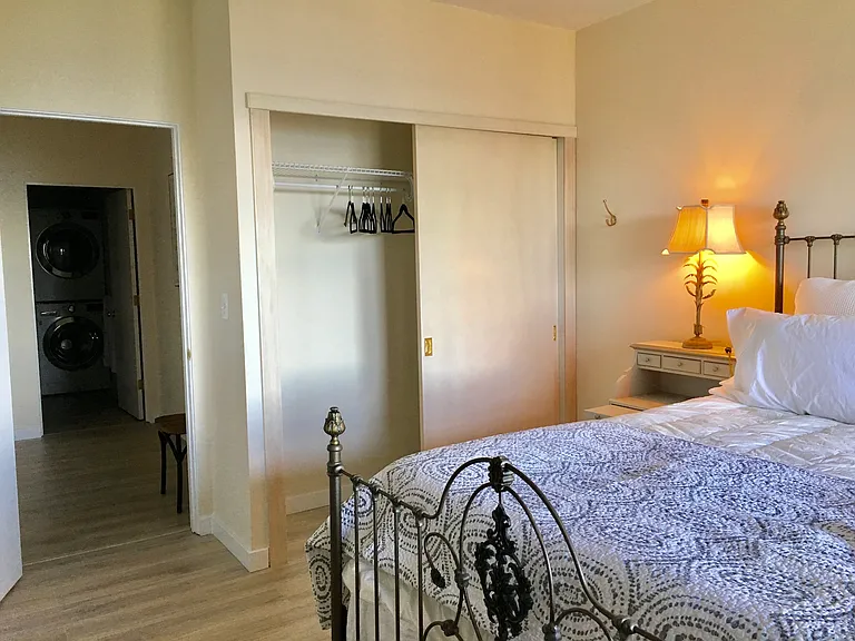 203 S Garden Ter — Photo 17
