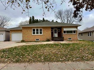 512 Kennedy St, Remsen, IA 51050