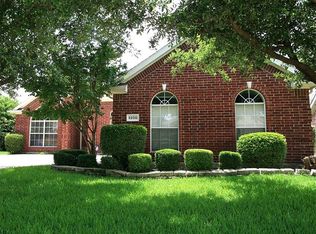 9205 Inverness Dr, Rowlett, TX 75089