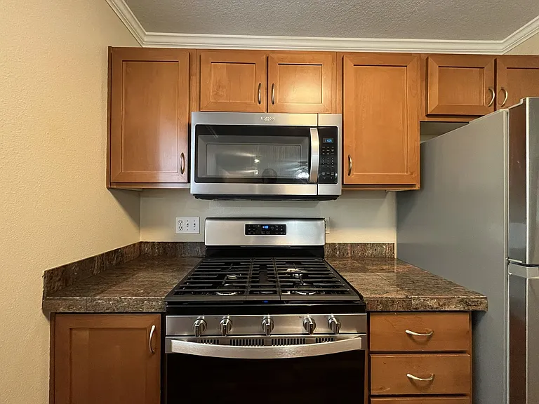 15060 NW Central Dr #1104 — Photo 9