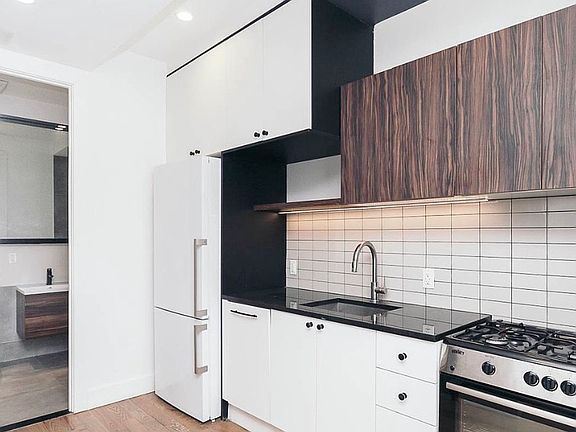 2nd image of 1540 Putnam Ave #1AA