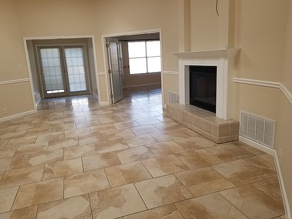 2nd image of 923 Sartain Dr