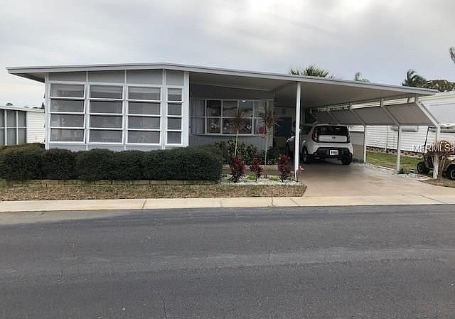1st image of 422 King Palm St #422