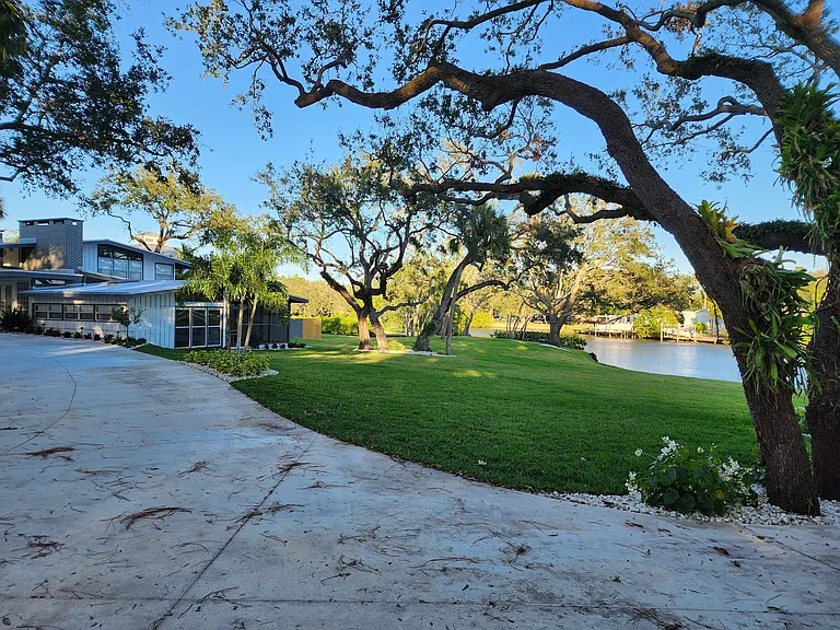 2383 Florinda St — Photo 29