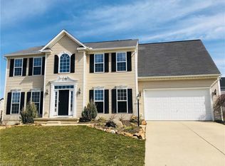 231 Ledgestone Ct, Akron, OH 44321