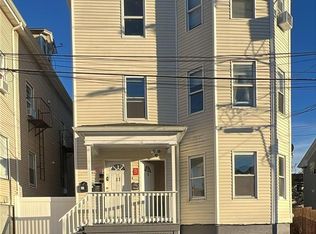 9 Steuben St, Providence, RI 02909