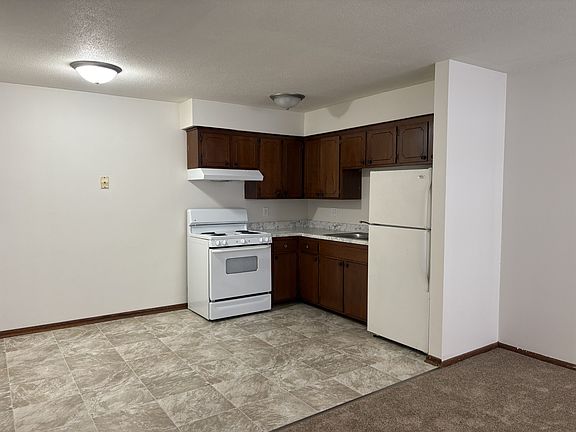 5th image of 1912 Stevens Ave APT 202
