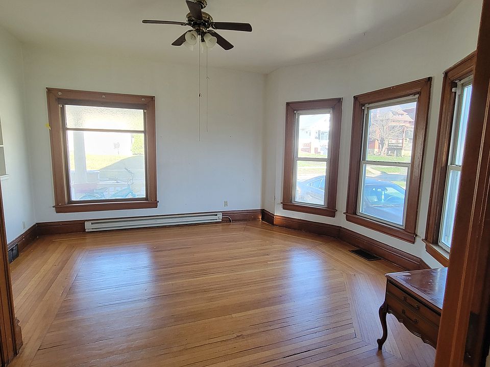 1st image of 125 Adams St #A