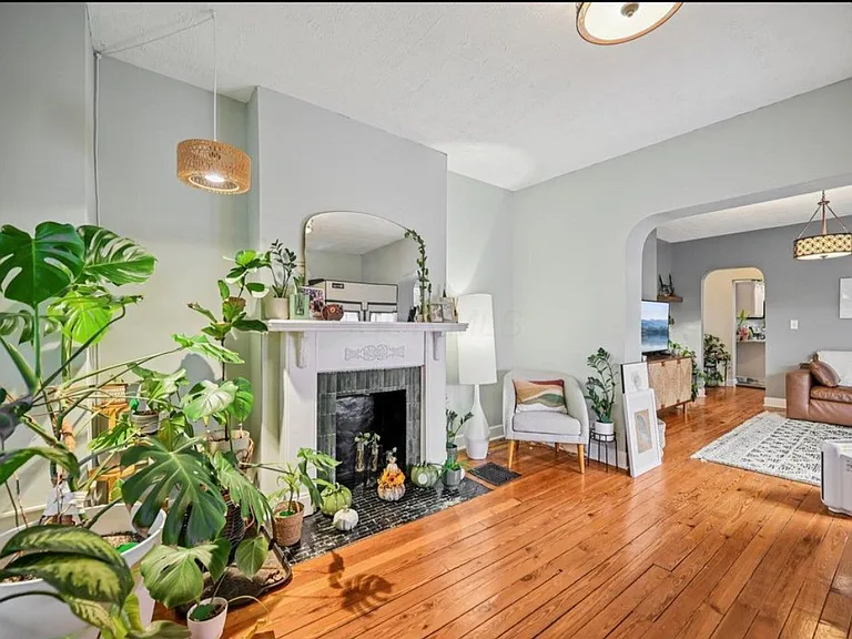 267 Siebert St #265 — Photo 4