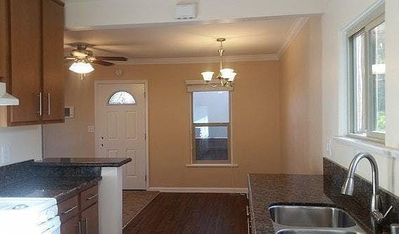 4th image of 4247 35th St