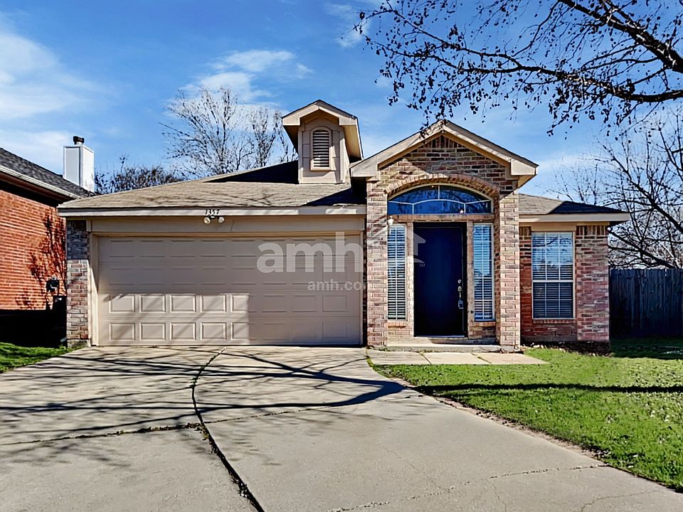 1st image of 1357 Honeysuckle Ln